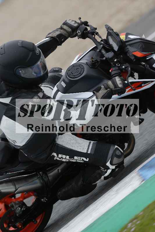 Archiv-2025/02 28.-31.01.2025 Moto Center Thun Jerez/gruen-green/4